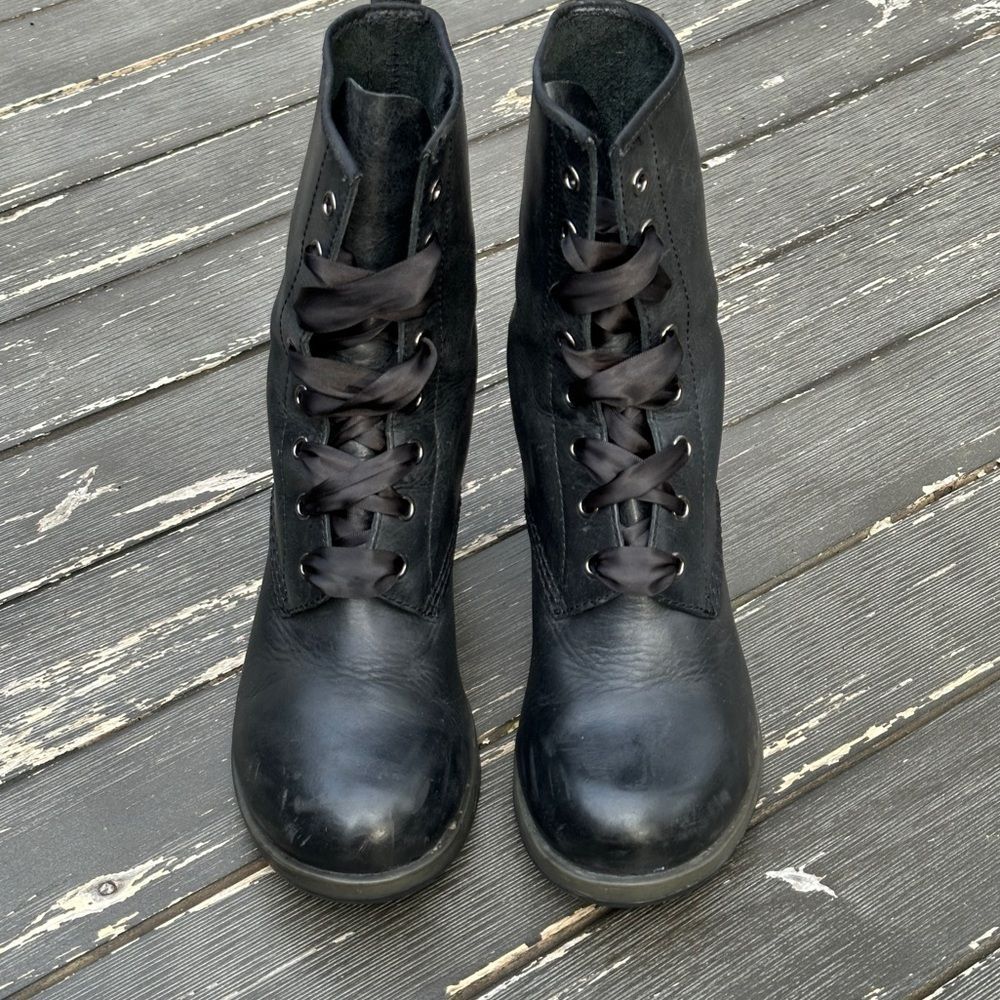 SOLD - Dr. Doc Marten’s Darcie Black High Heel Boots Womens 39 Size 8 - Picture 11 of 11